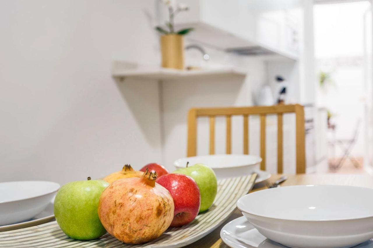 Apartamentos Sta Maria La Blanca Sevilla Eksteriør billede