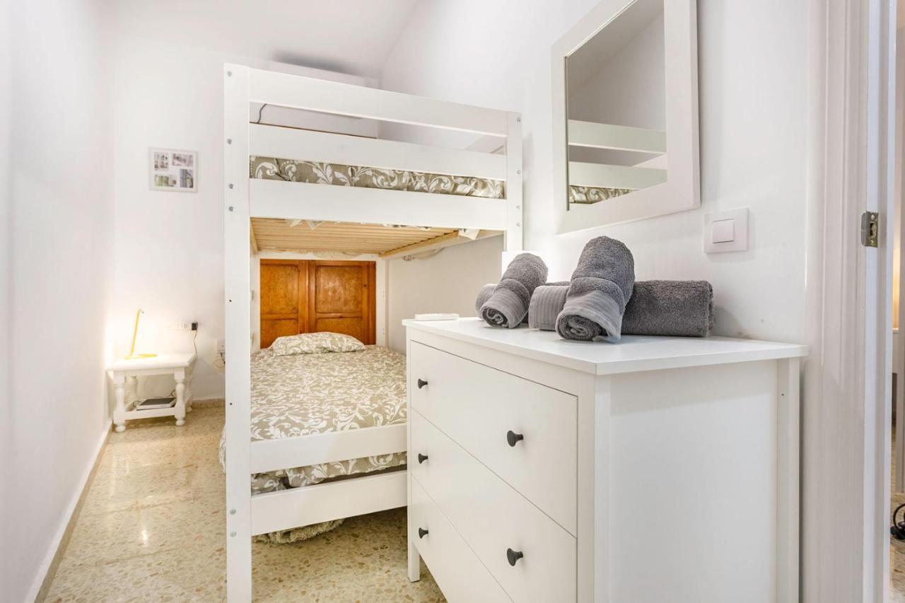Apartamentos Sta Maria La Blanca Sevilla Eksteriør billede