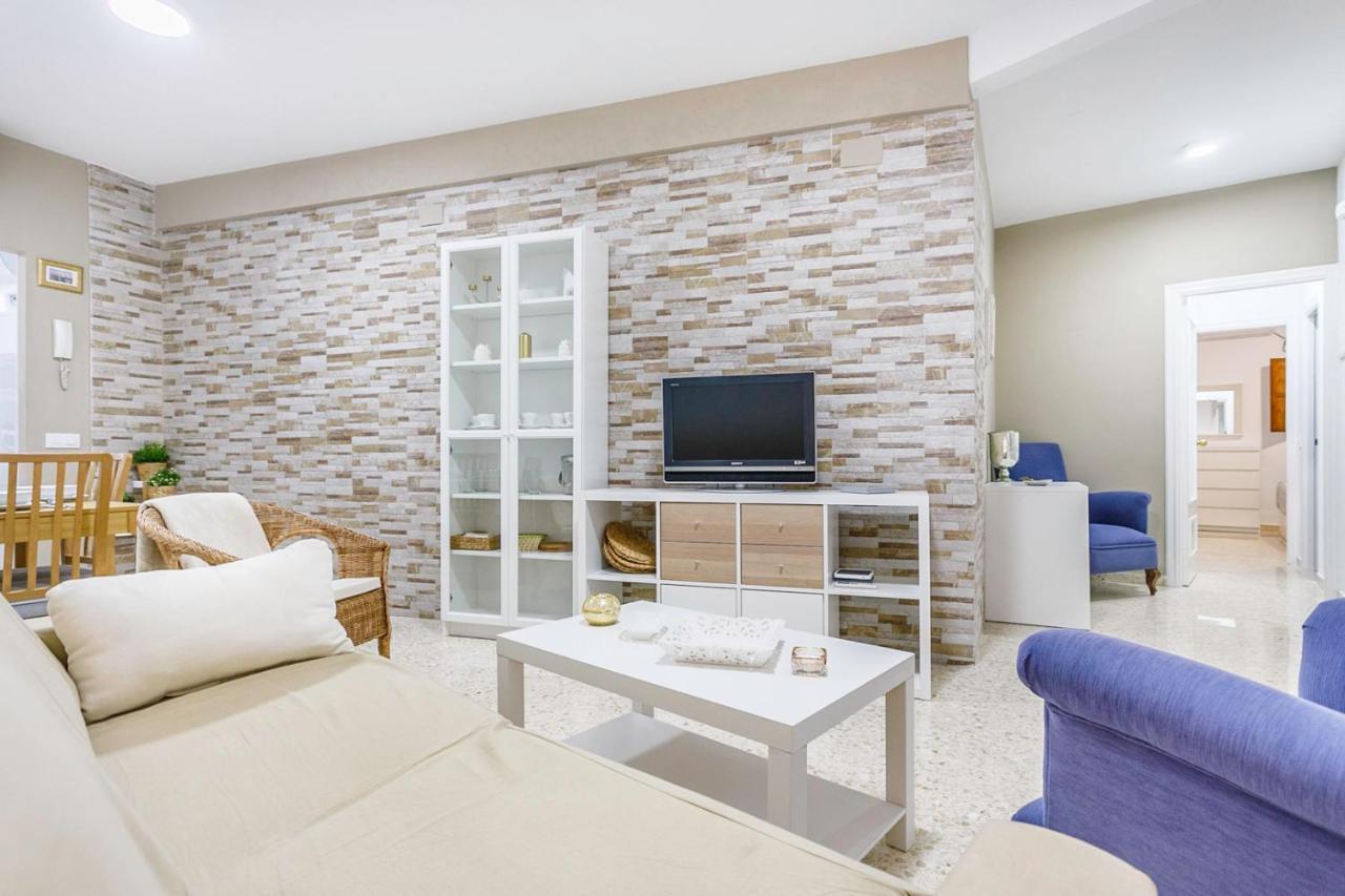 Apartamentos Sta Maria La Blanca Sevilla Eksteriør billede